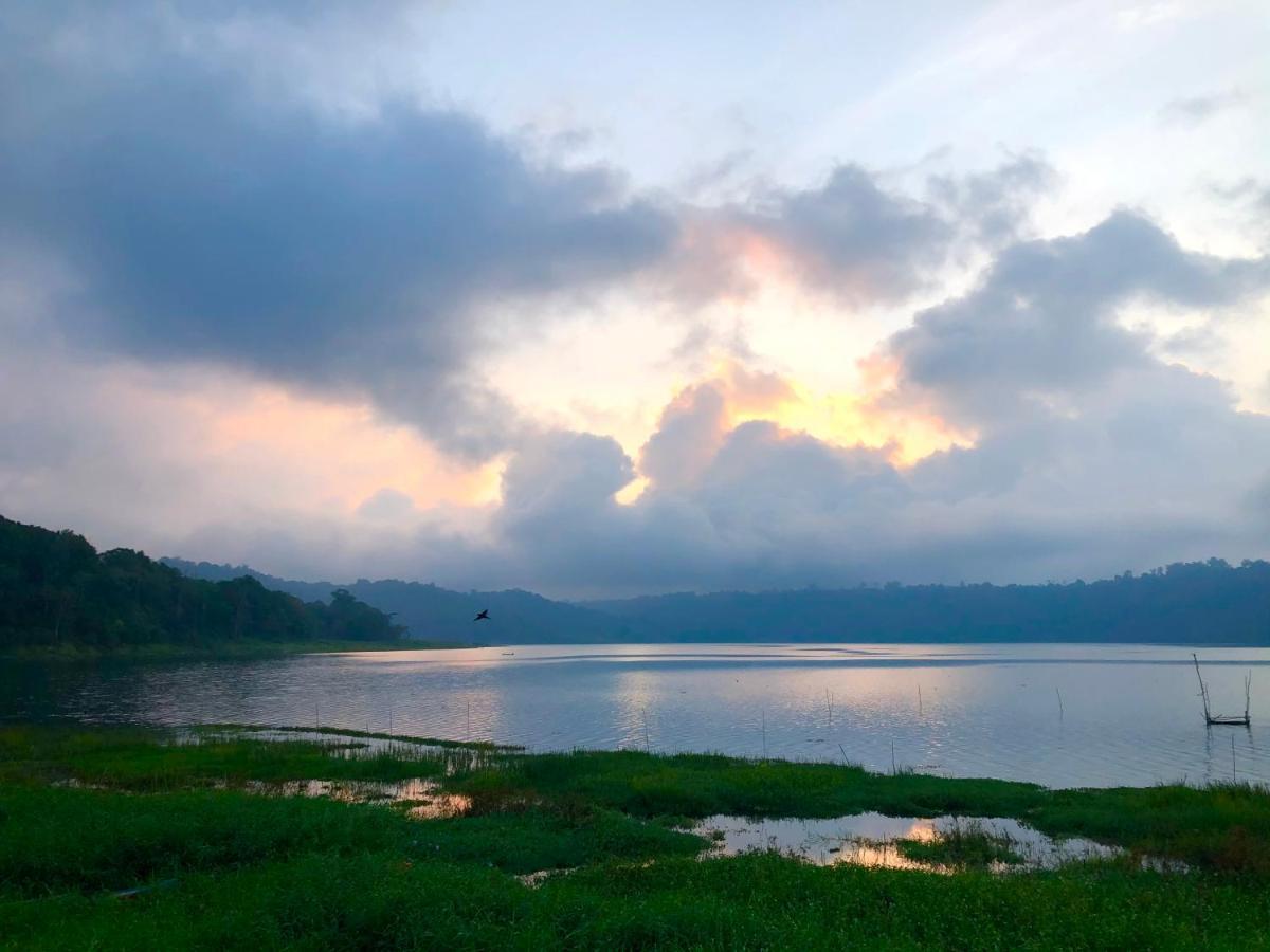 Buyan Lodge Lake View Villa Bedugul  Extérieur photo